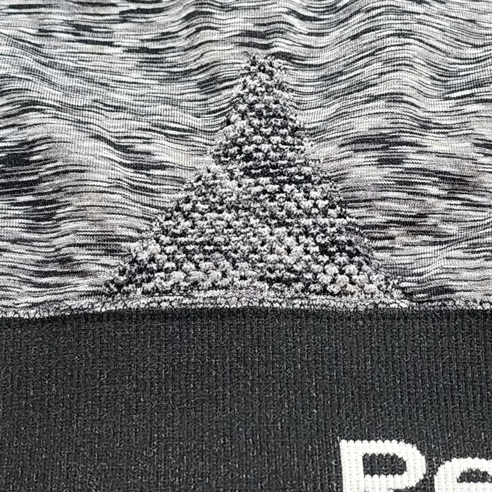 Reebok women's black & gray sports bra strappy Criss Cross straps size small